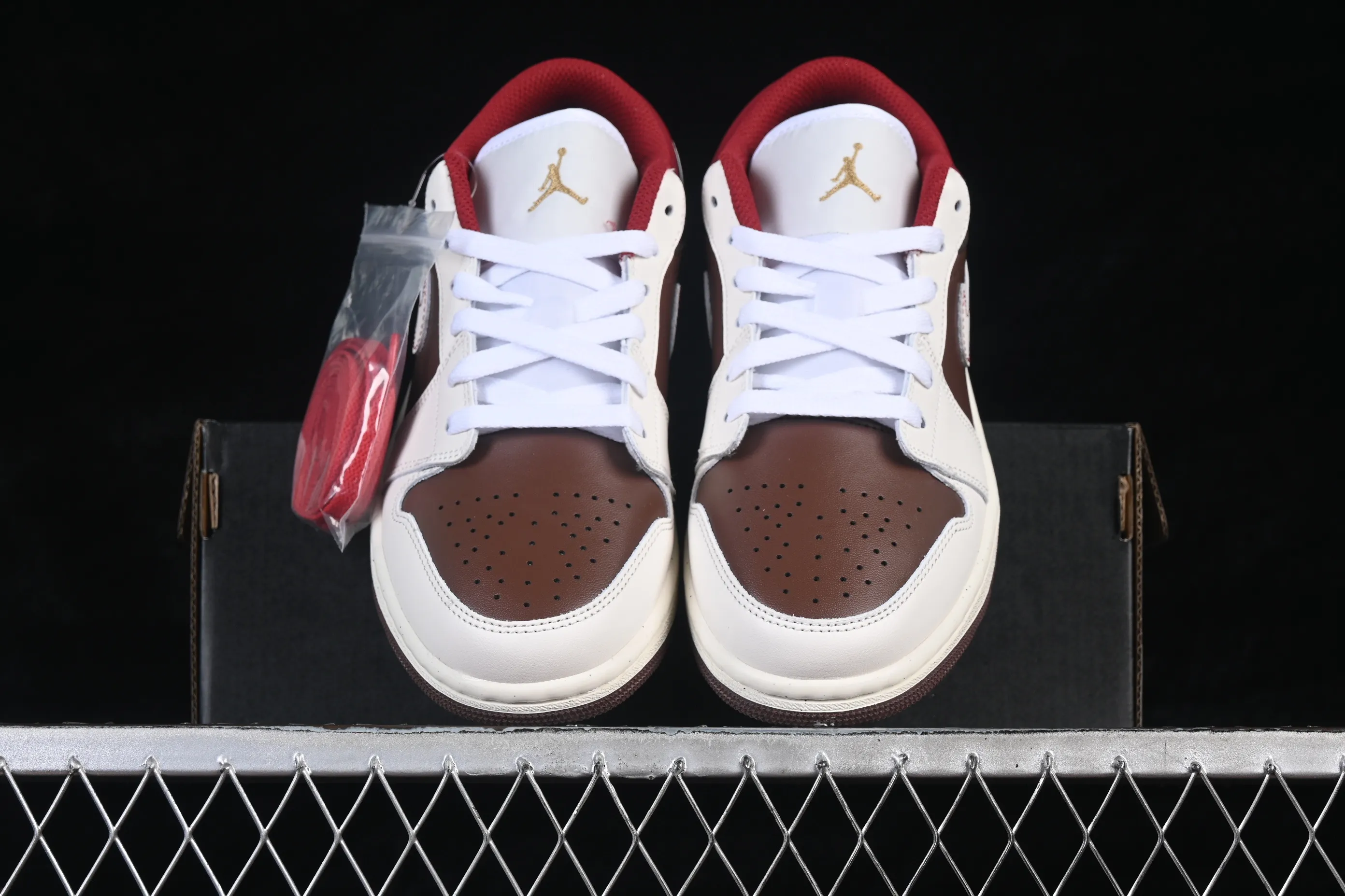 All categories Air Jordan Jordan series basketball shoes Air Jordan 1 Low Air Jordan 1 Low AJ1 Joe 1 Year of the Horse limited low-top cultural casual sneakers IR7600-211